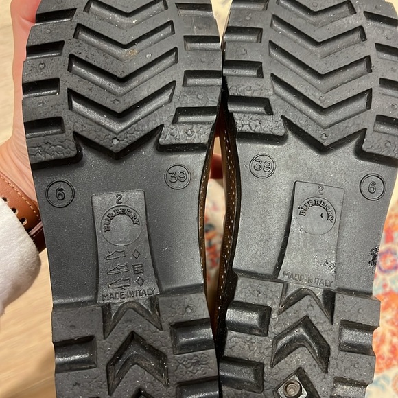 Burberry haymarket rain boots size 8.5 - Picture 7 of 9